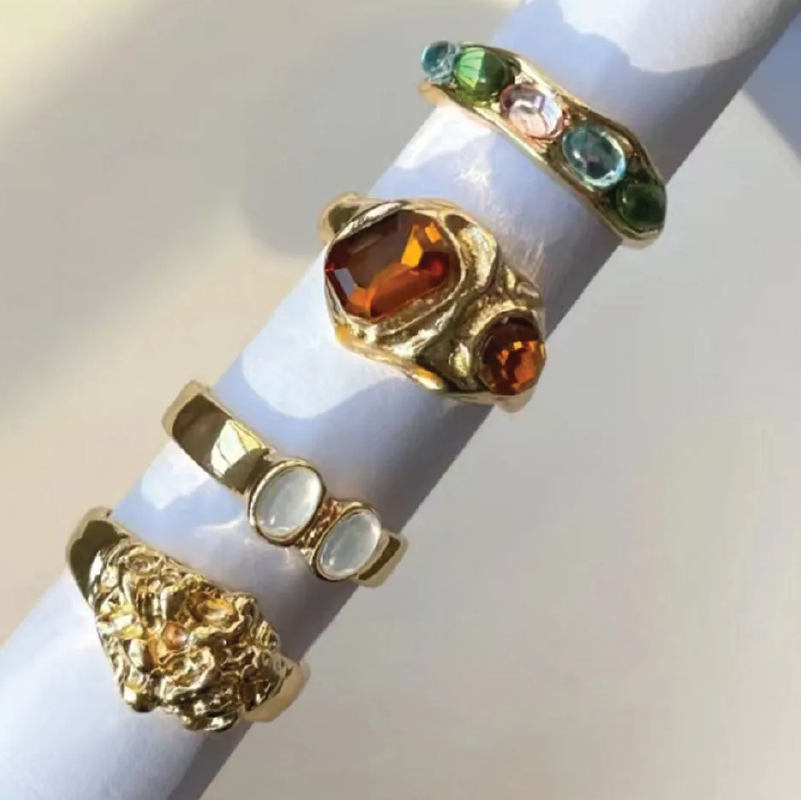 Vintage Style Roman Resin Rhinestones Unisex Rings